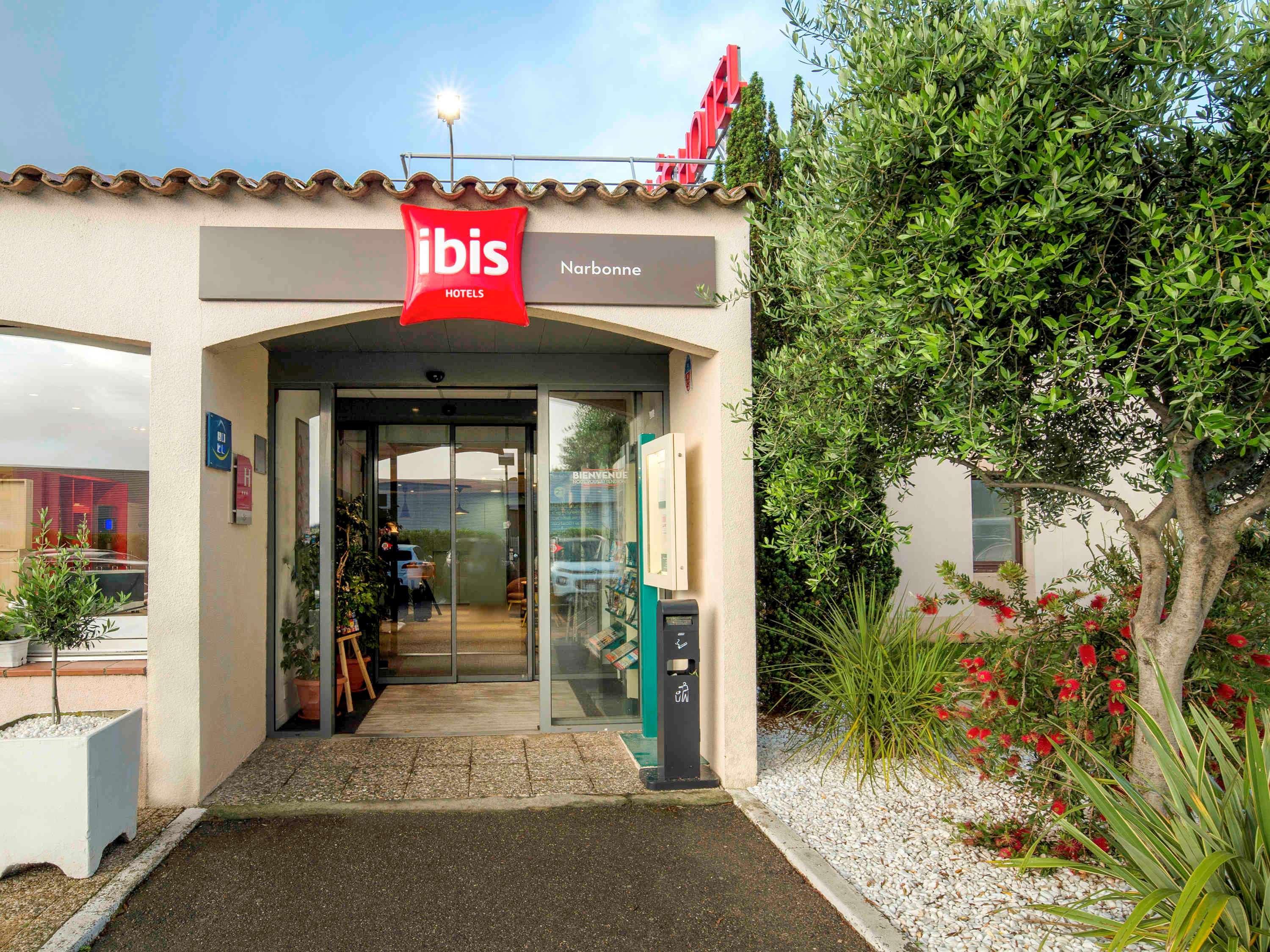 Hotel Ibis Нарбонн Екстер'єр фото
