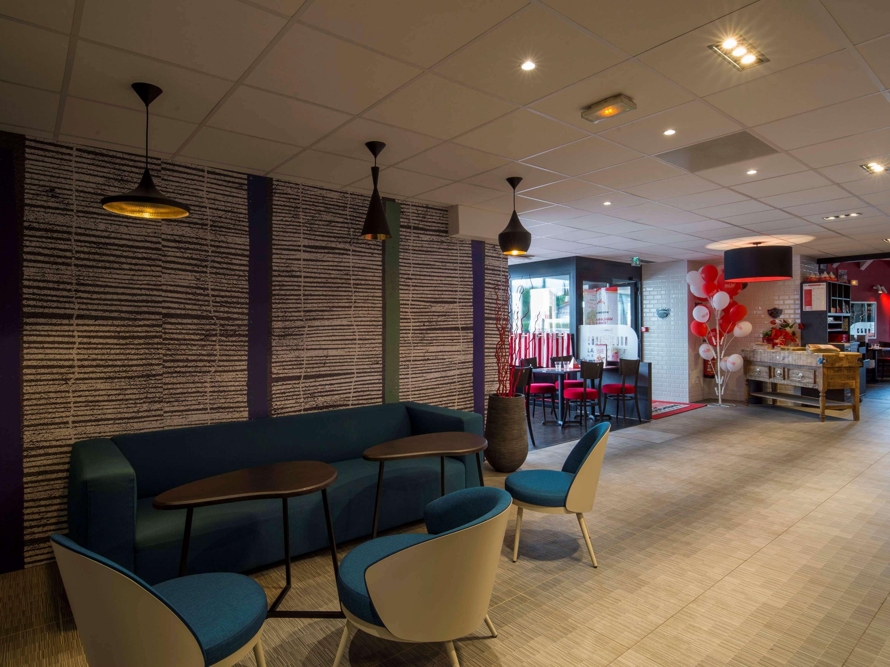 Hotel Ibis Нарбонн Екстер'єр фото