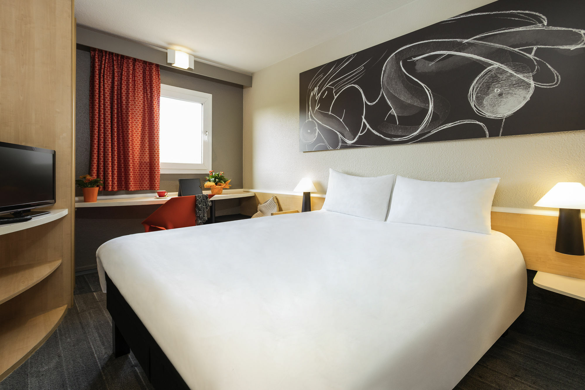 Hotel Ibis Нарбонн Екстер'єр фото